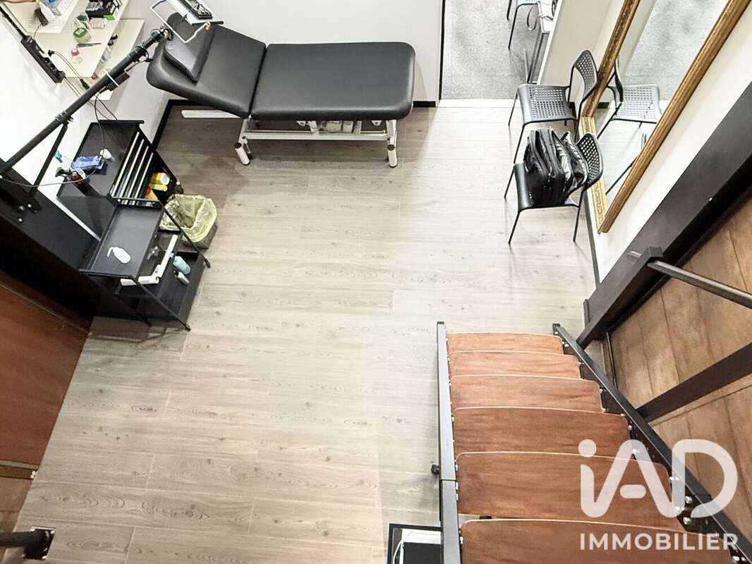Commerce 27 m² à Toulon  - photo 4