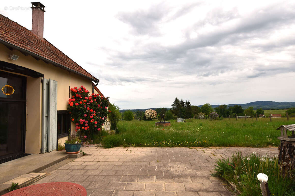 Maison à LE BREUIL