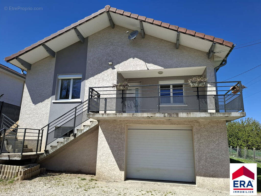 Maison à LES AVENIERES