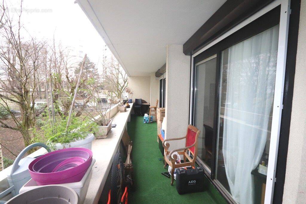 Appartement à ROSNY-SOUS-BOIS