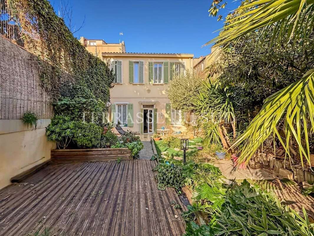 Maison à MARSEILLE-5E