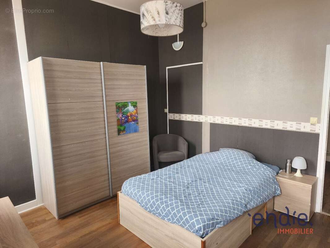 Maison à COSNE-D&#039;ALLIER