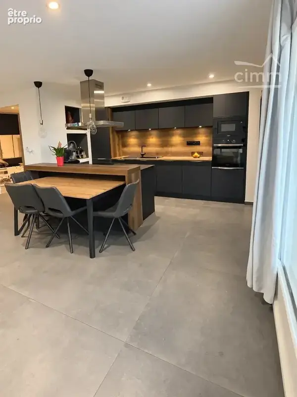 Bel appartement lumineux de 97 m2 entièrement rénové - photo 2