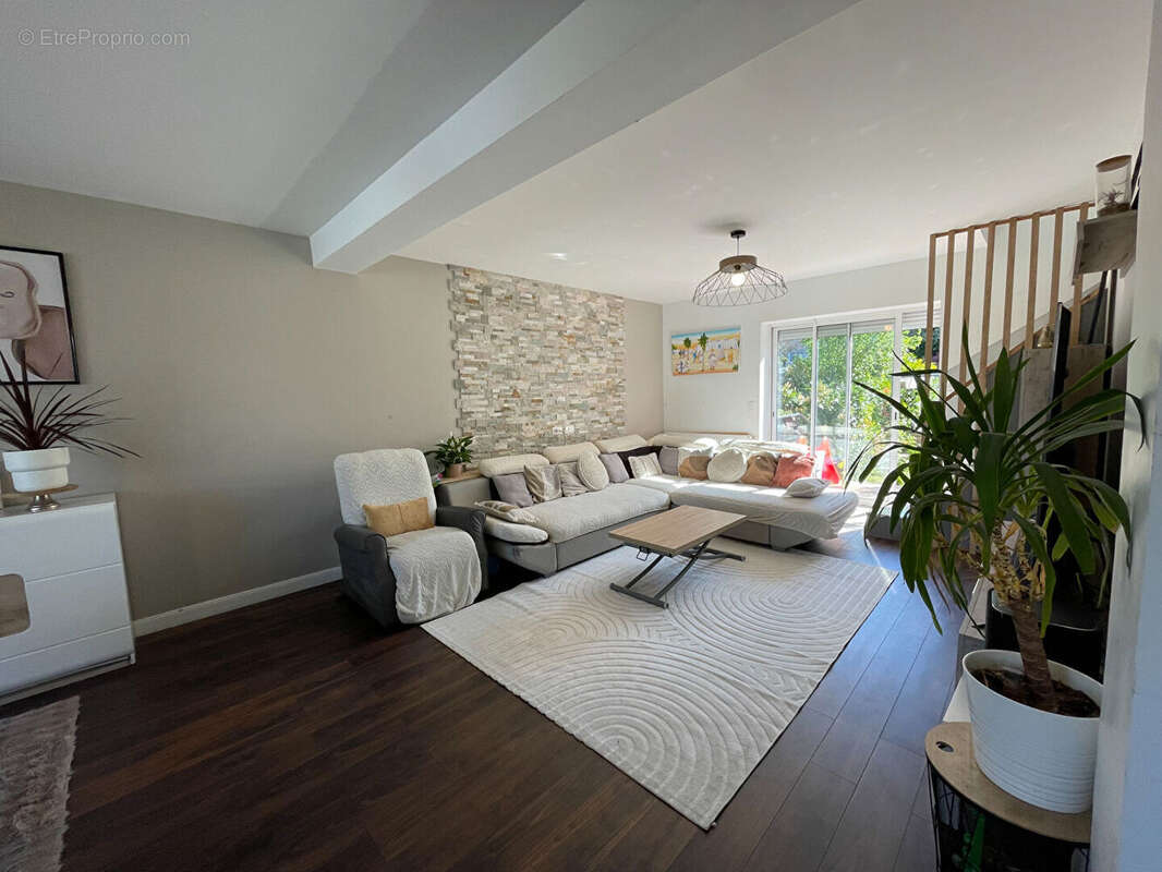 Maison à CLICHY-SOUS-BOIS