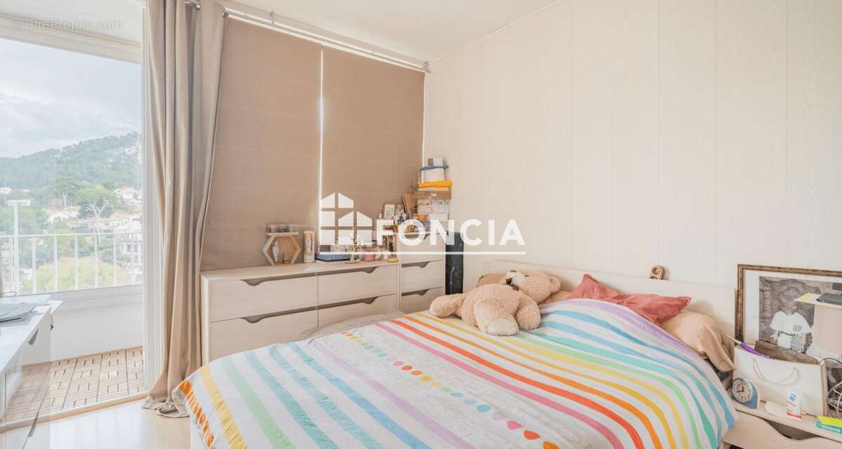 Appartement à MARSEILLE-9E
