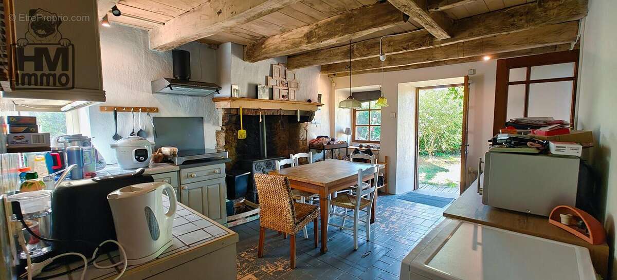 Maison 80 m² à Bussiere-Galant  - photo 2
