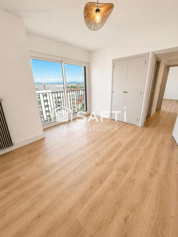 Photo 9 - Appartement à CLERMONT-FERRAND