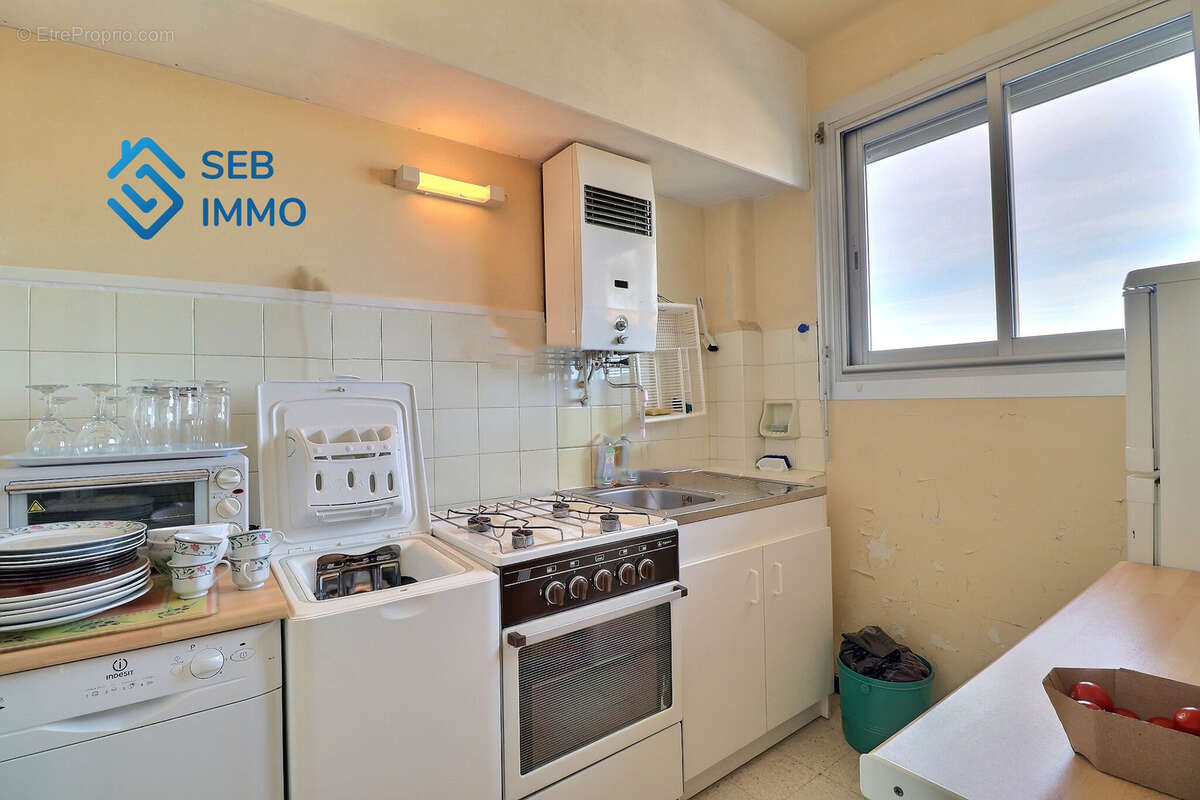 A la vente : Appartement 3pièces vue mer et montagne au dernier étage de 51,24m2  + loggia de 8,24m2 - photo 8