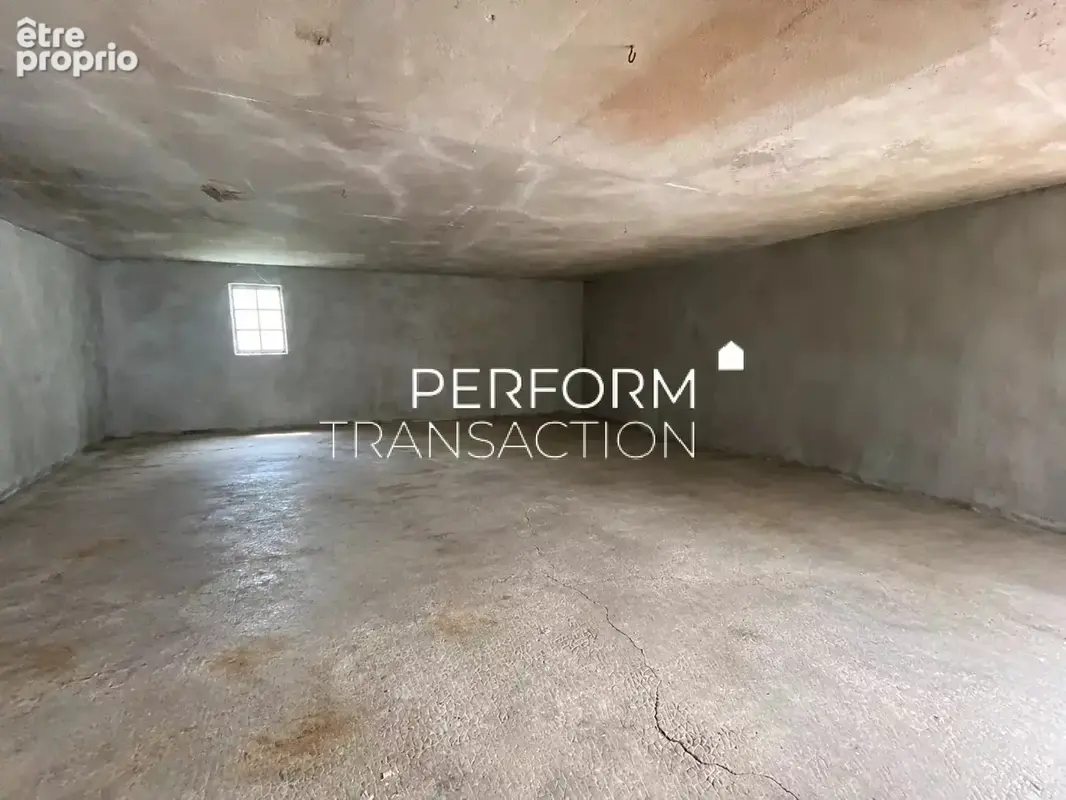 Rare à fontaine : garage fermé 3 voitures en copropriété sécurisée ! - photo 2