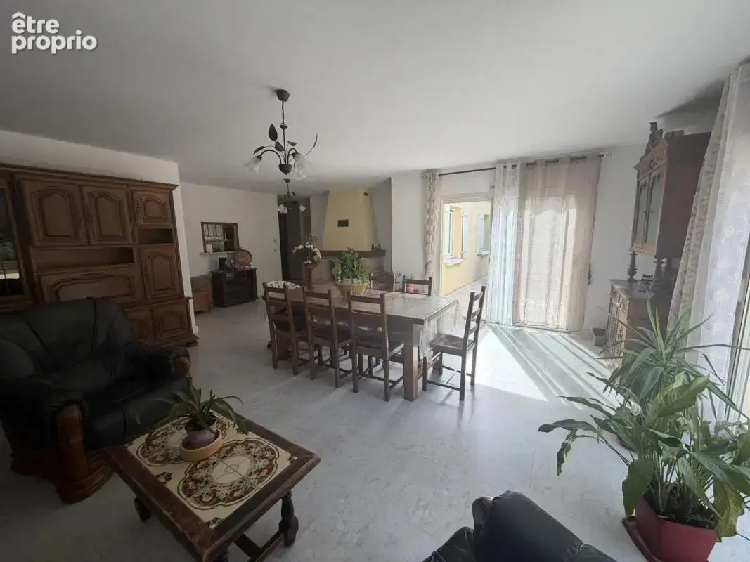 Maison 6 pièces 126 m² à vendre à Saint-Sauveur-D'aunis (17540) - photo 3