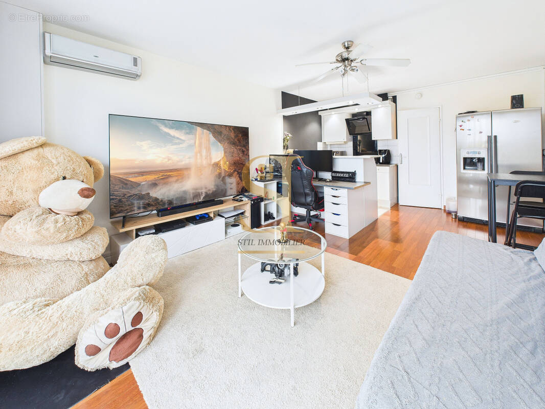 Appartement à VIGNEUX-SUR-SEINE