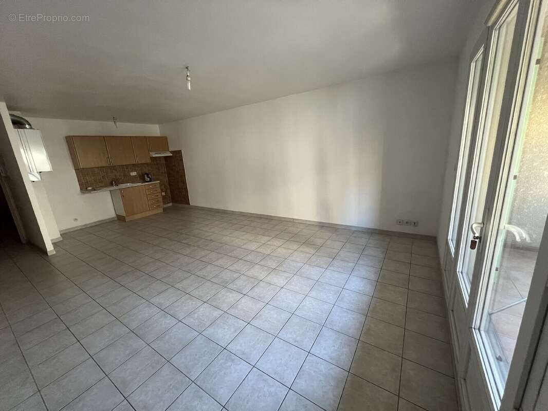 Appartement à EYGUIERES