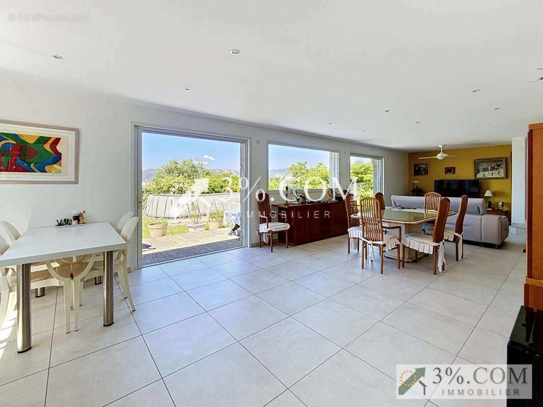 Maison 175 m2 habitables plus annexes avec vue panoramique - photo 6
