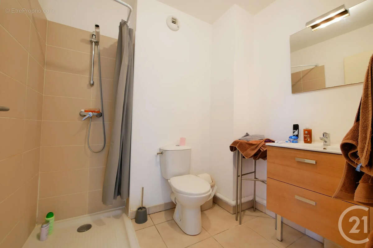 Appartement à SAINT-JEAN-DE-VEDAS