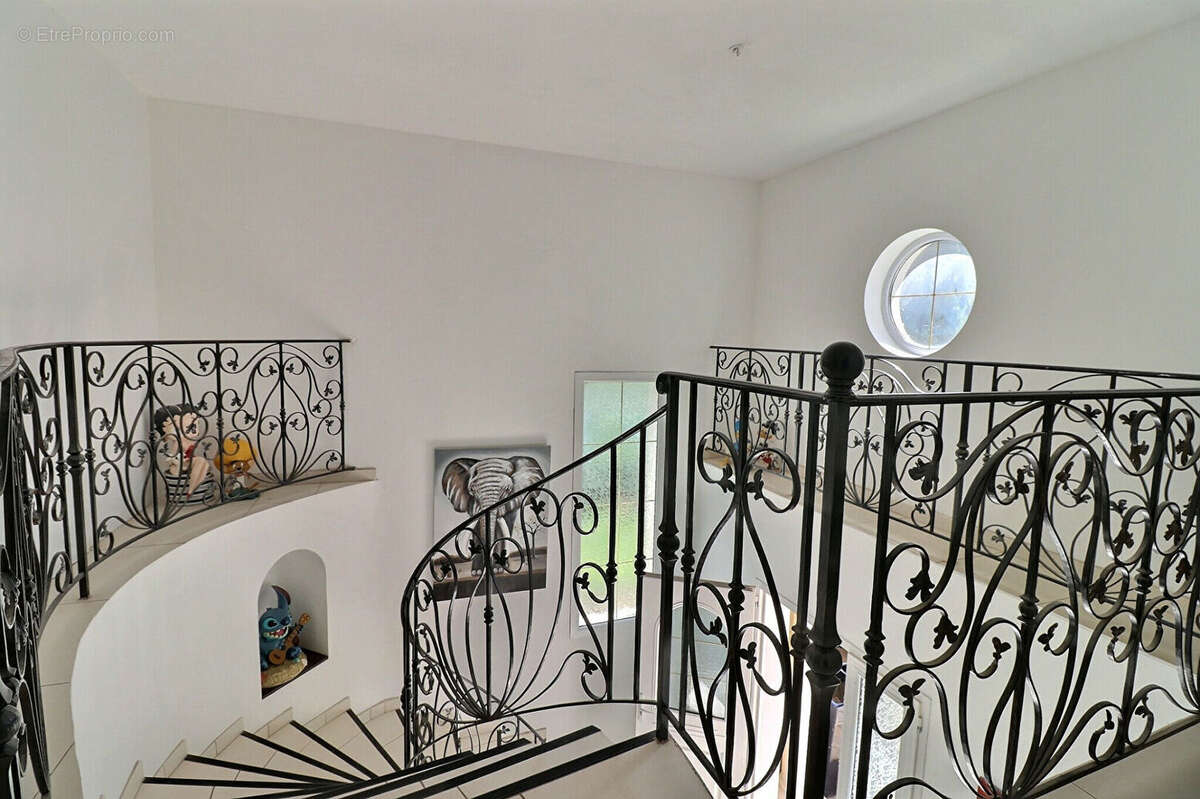 Maison à FREJUS