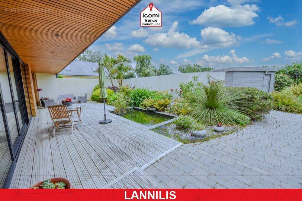 Maison à LANNILIS