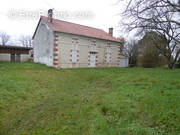 Maison à LES ESSARDS