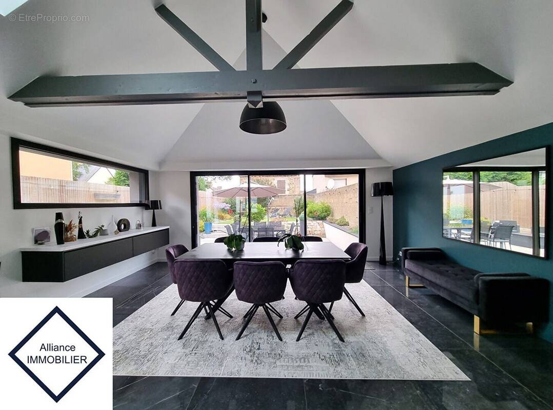 Maison à MONTAUBAN-DE-BRETAGNE