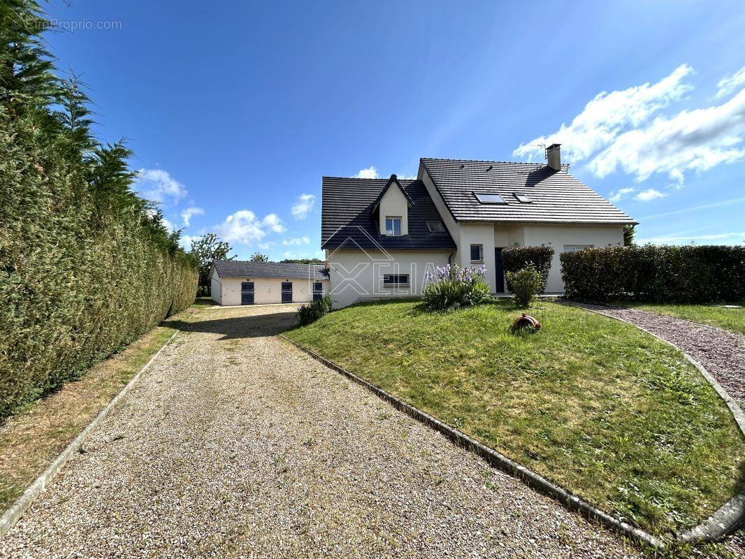 Maison à VILLEGATS