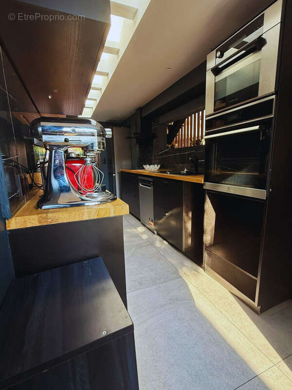 Maison à L&#039;HAY-LES-ROSES