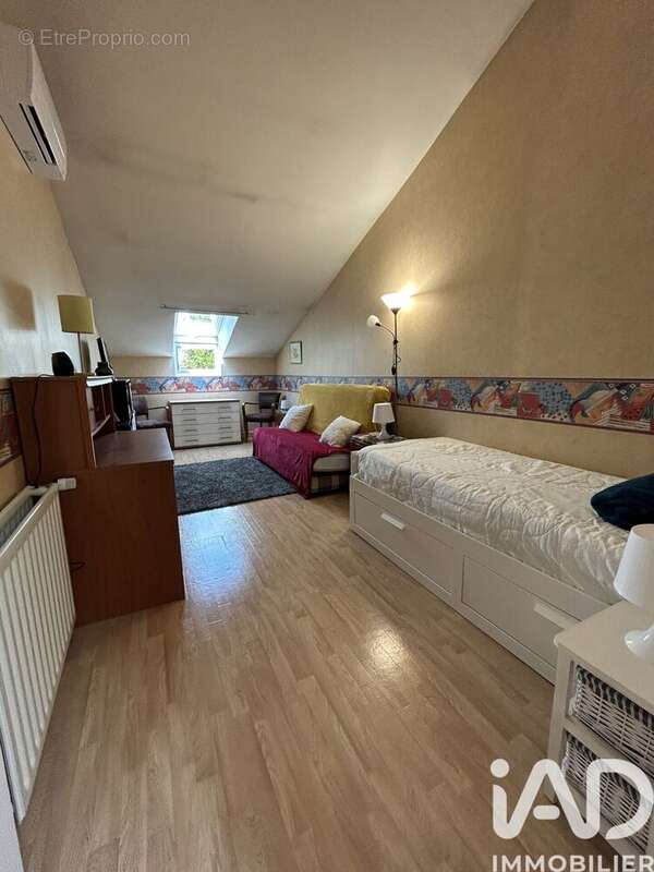Maison 115 m² à Trouy  - photo 6