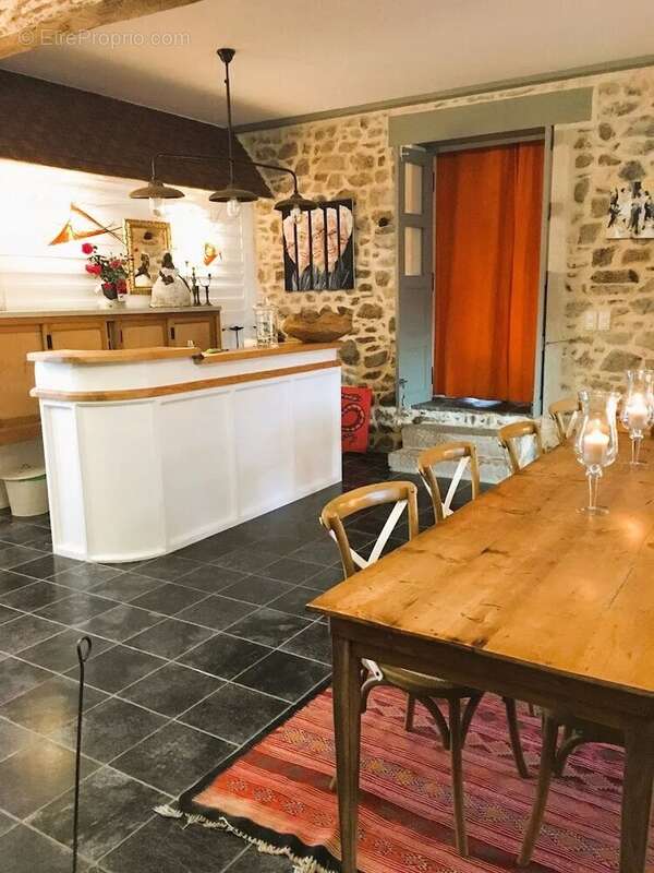 Maison à BEAUNE-D&#039;ALLIER