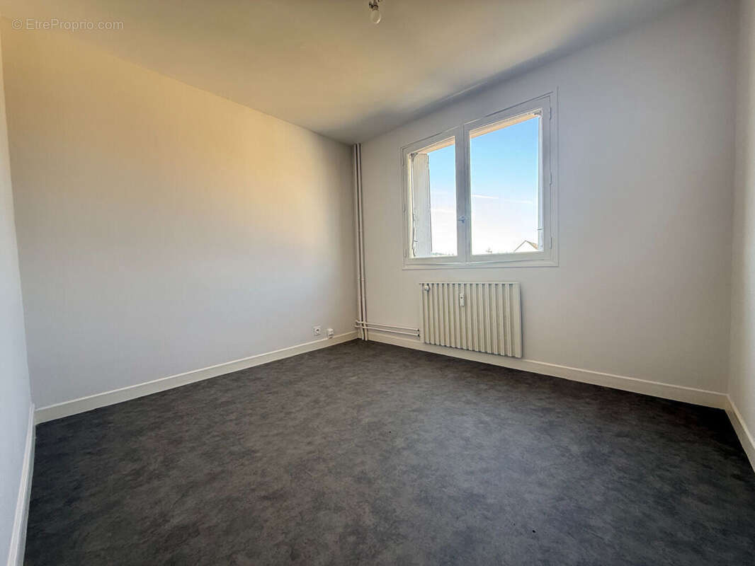 Appartement Montluçon T3 avec garage, ascenseur et balcon - photo 7
