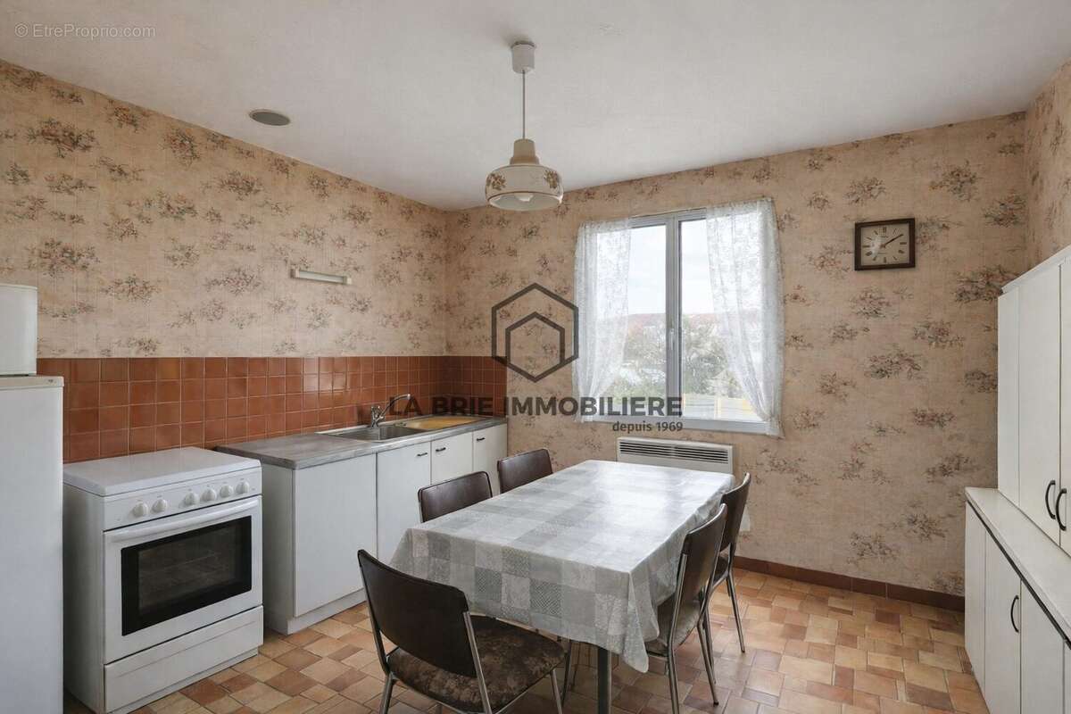 Maison 73 m² à Villecresnes  - photo 5