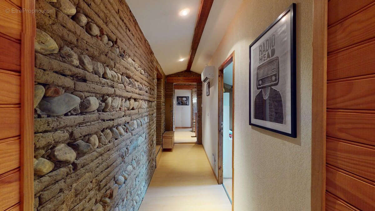 Maison à LABARTHE-SUR-LEZE