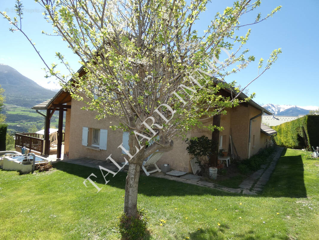 Maison à EMBRUN