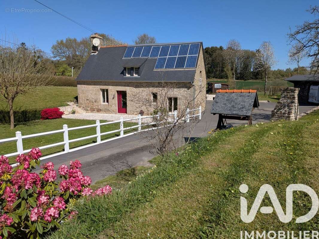 Photo 2 - Maison à LOUVIGNE-DU-DESERT