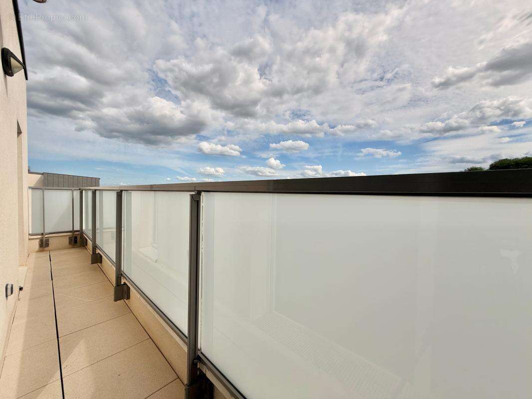 Appartement à vendre T3 53m² place de parking, balcon SENNECEY LES DIJON - photo 9