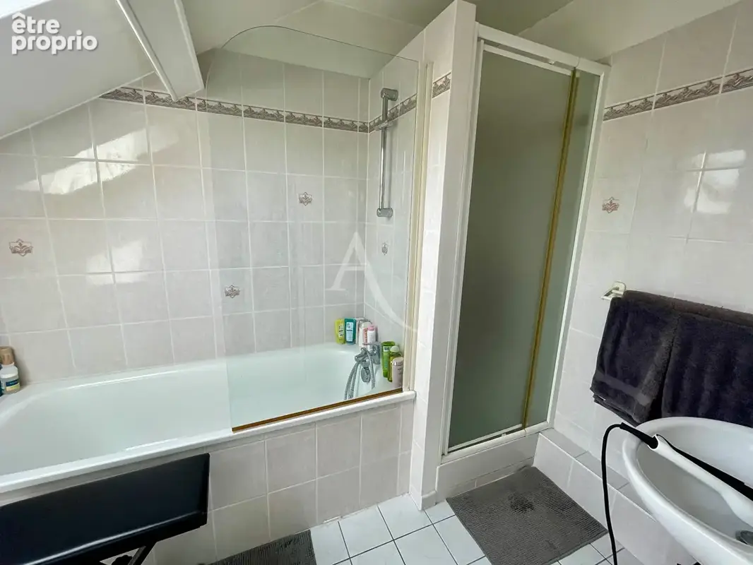 Quartier Théâtre - Maison 167m² + Jardin - photo 11