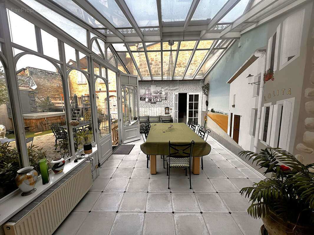 Maison à ORRY-LA-VILLE