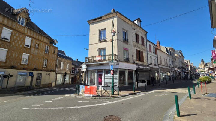 Commerce à CLERMONT