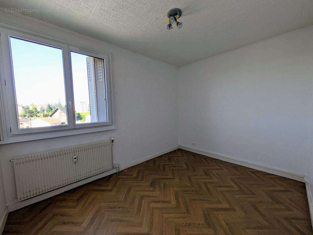 Appartement à RIORGES