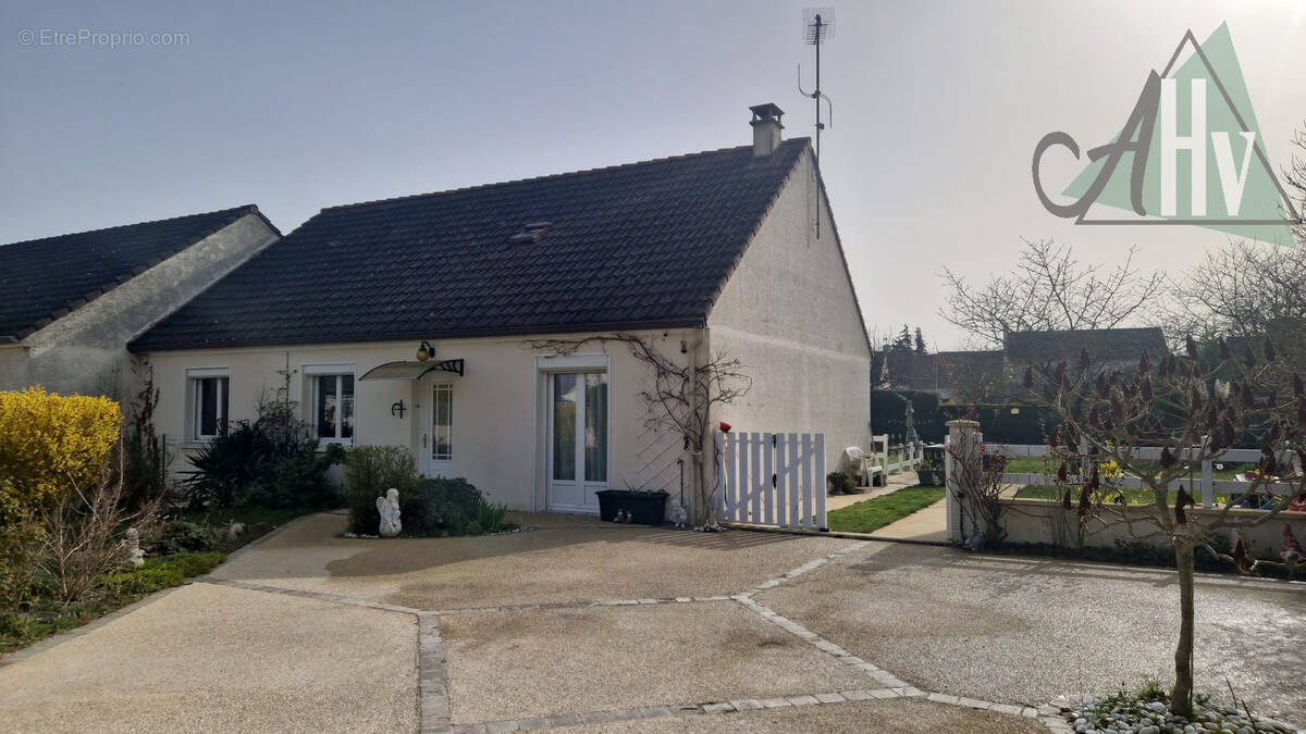 Maison à BRAY-SUR-SEINE