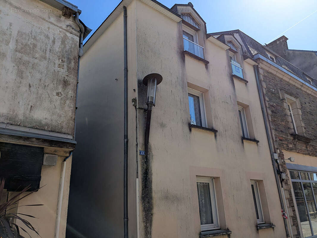 Appartement à MALESTROIT