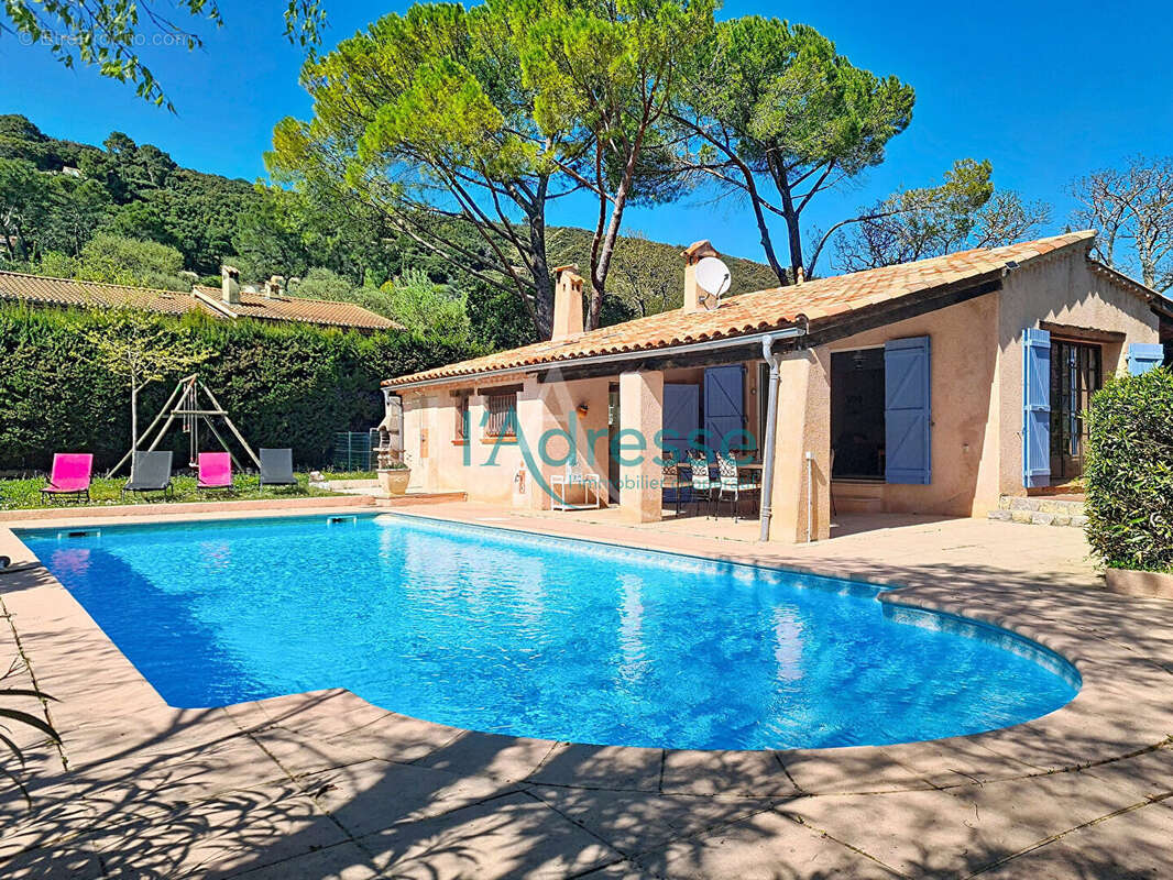 Maison à MONTAUROUX