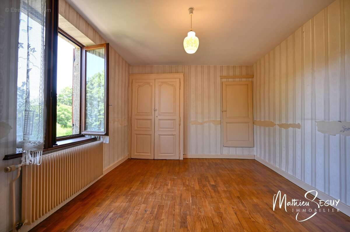 Thurins - Maison de village en bordure de Garon - photo 29