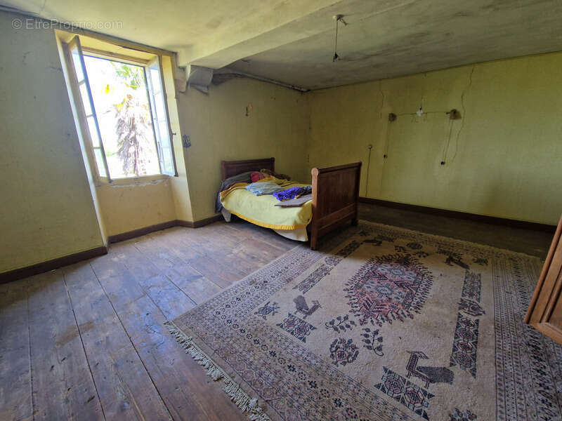 Maison à TONNAY-BOUTONNE