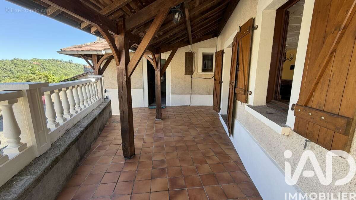 Maison 112 m² à Asprieres  - photo 4