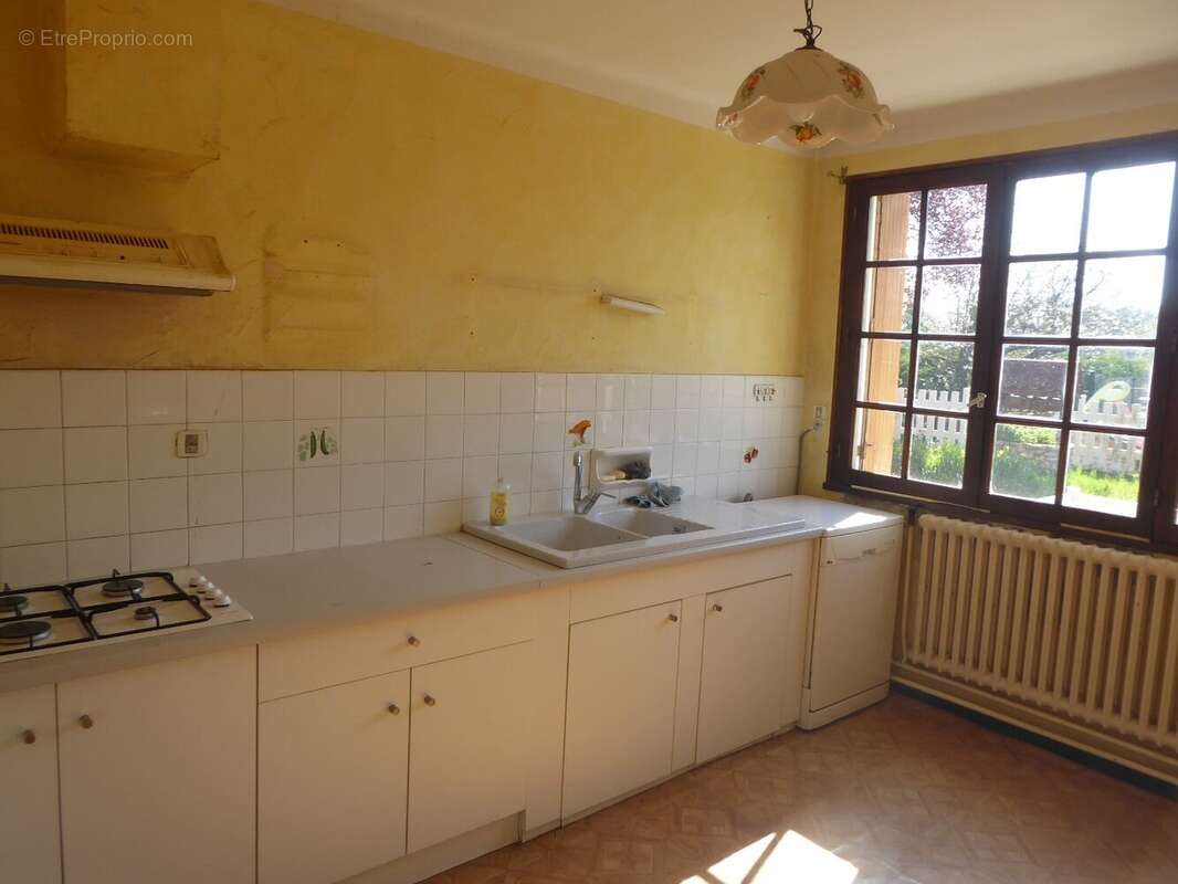 Maison à MORESTEL
