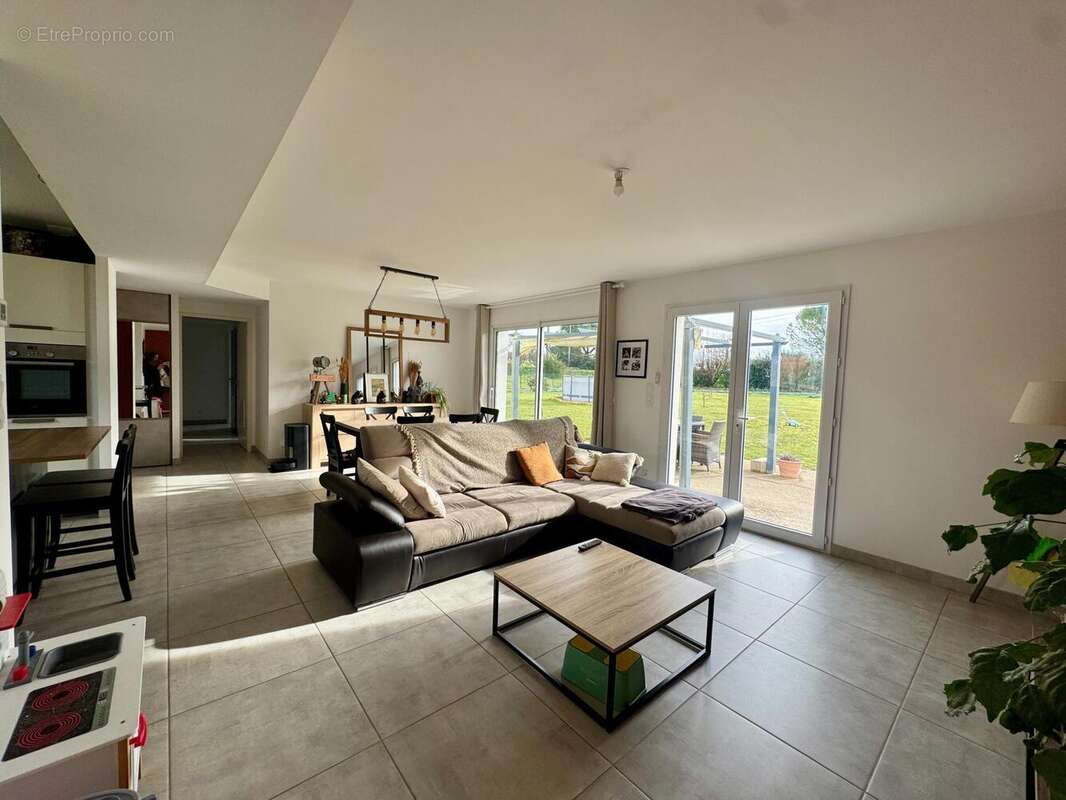 Maison 100 m² à Saint-Aubin  - photo 5