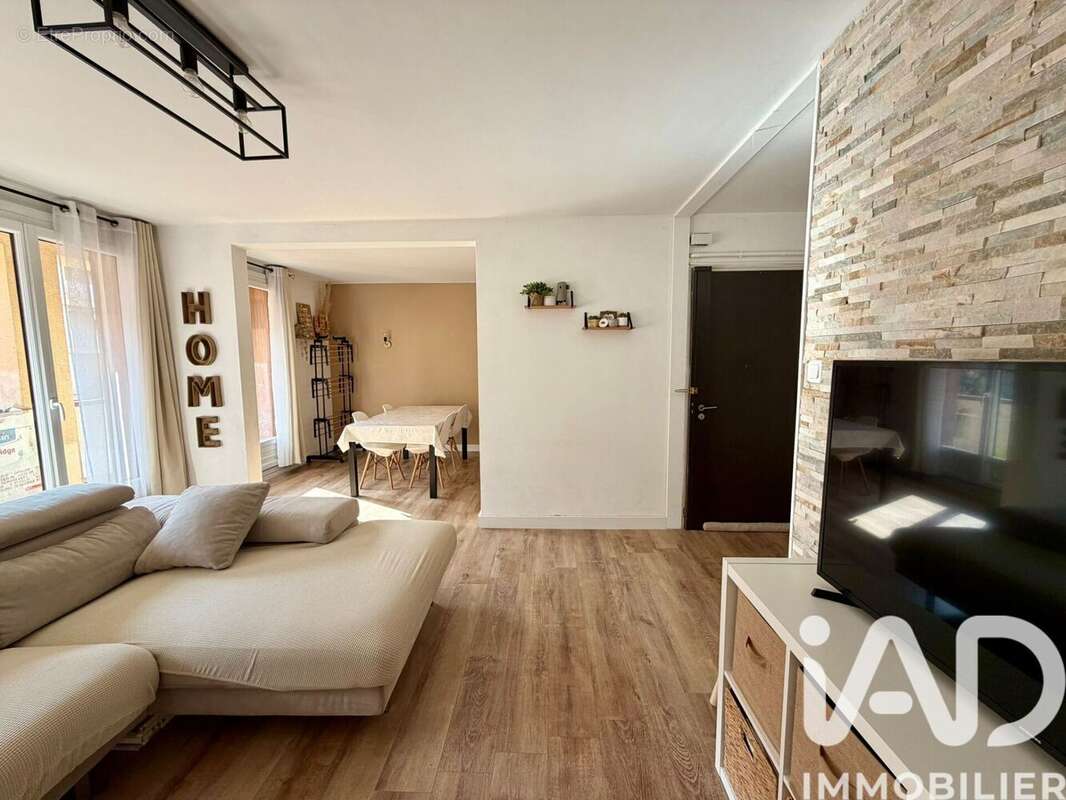 Photo 2 - Appartement à AUBAGNE