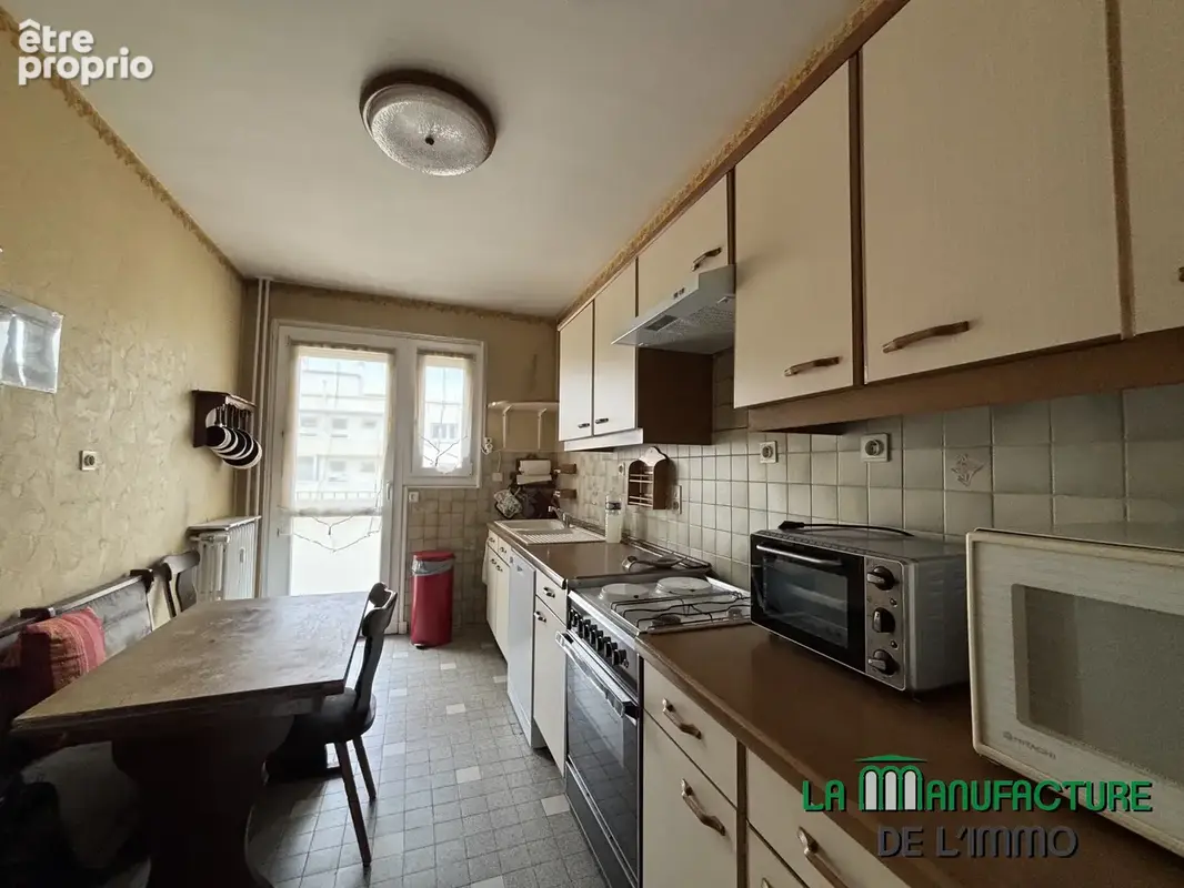 Saint etienne cours gustave nadaud - proche chavanelle - apartement t4 91,03m2 avec 2 grands balcons et cave - photo 16