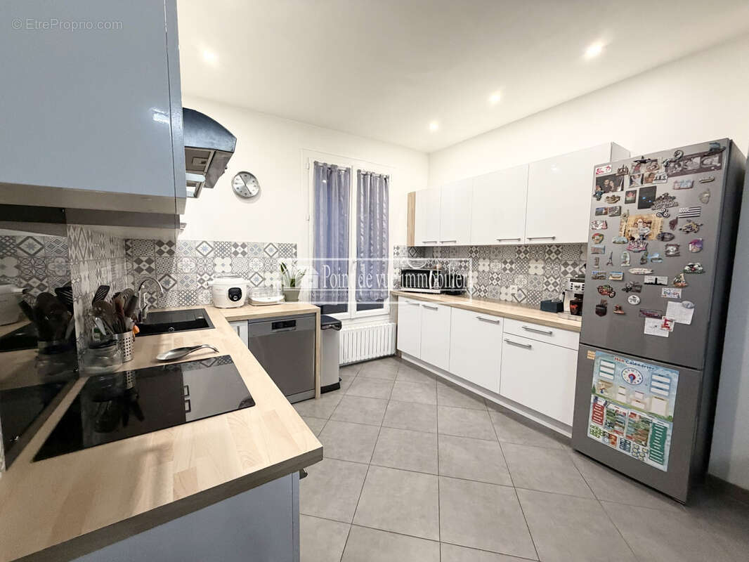 Maison à SAVIGNY-SUR-ORGE