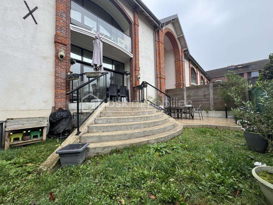 Appartement à FERRIERES-EN-BRIE