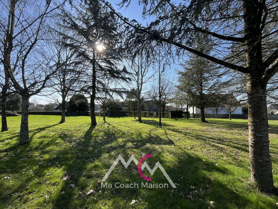 Terrain à SAINT-GILDAS-DES-BOIS