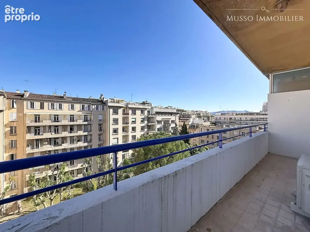 Appartement 3 pièces 82 m² à vendre à Marseille-8e (13008) - photo 9